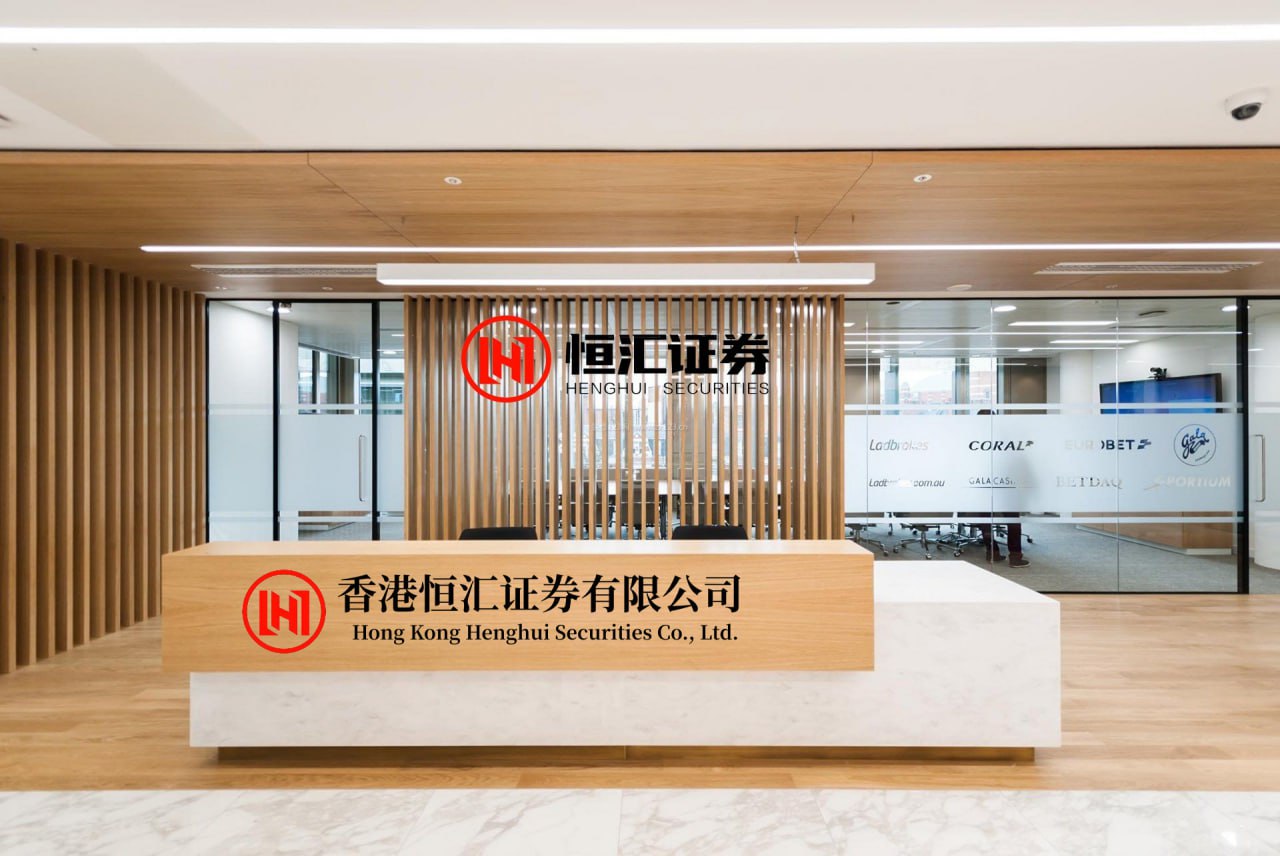 人人生 藏地九哥（虫草大帝）：高原轻微咽喉干痒的温和调养——虫草雪梨百合汤
